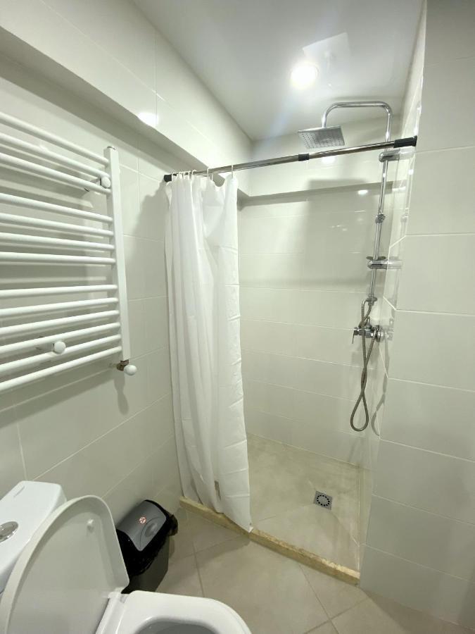 Gss - B Apartment Тбилиси Экстерьер фото